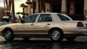 FORD CROWN VICTORIA 2004 2FAFP74W54X137459 image